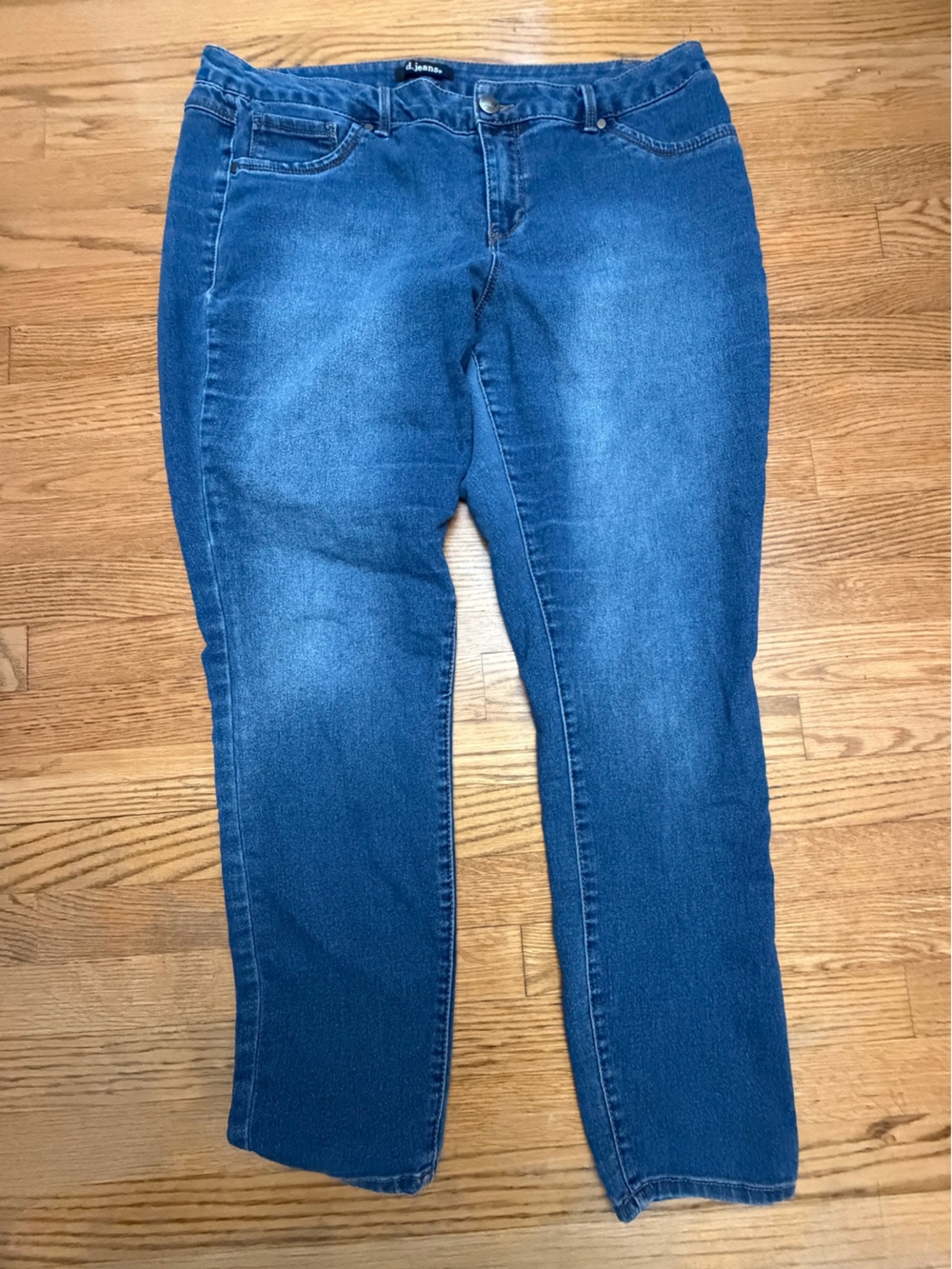 d.jeans Women’s Stretch Skinny Jeans Size 18W Medium Wash